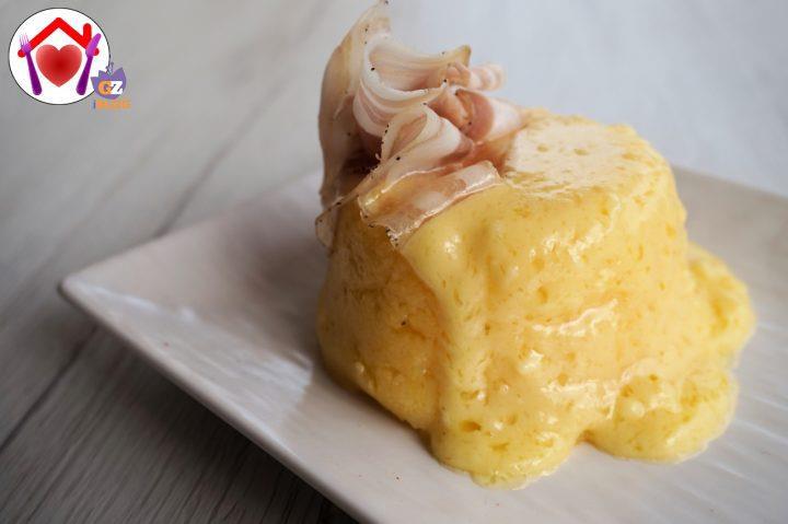 Tortino di polenta con salsa al Puzzone di Moena DOP